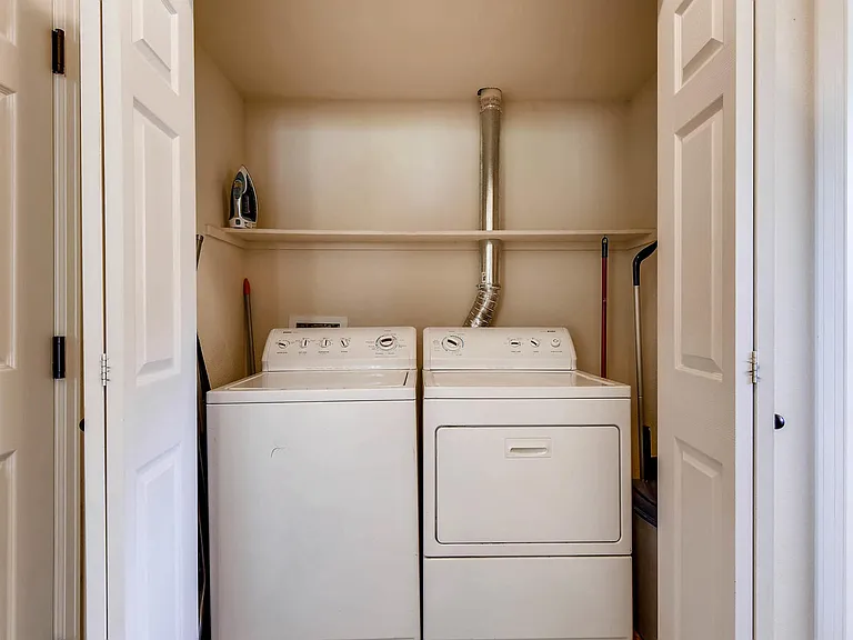 1819 Aspen Meadows Cir — Photo 17