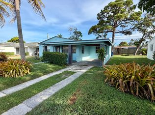 1061 W 4th St, Riviera Beach, FL 33404