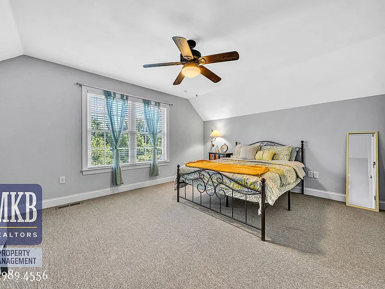 7621 Nandina Dr — Photo 32