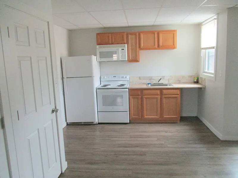 1 bed, 600 sqft, $750 — Photo 2
