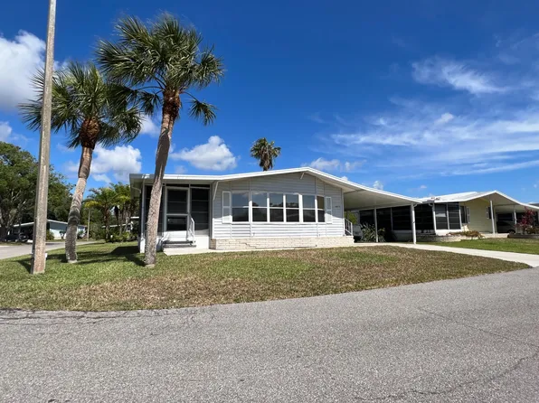 5611 Scarborough Ln, Sarasota, FL 34241