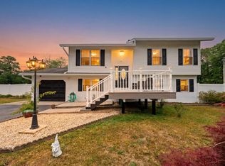 2 E Ridgewood Ave, Galloway, NJ 08205