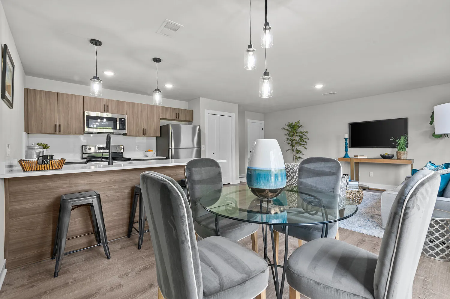 Ivy Townhomes — Photo 1