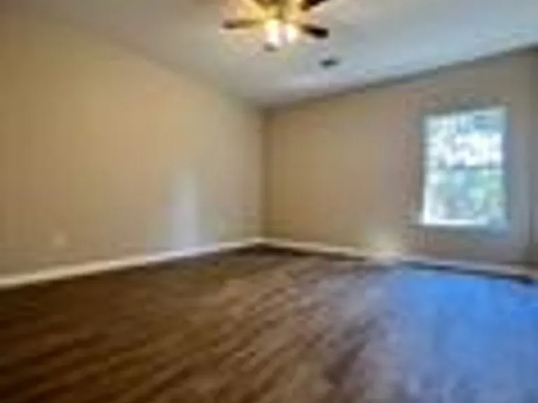 3208 Fawn Dr — Photo 13