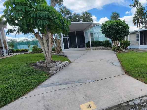 3333 26th Ave E #4, Bradenton, FL 34208
