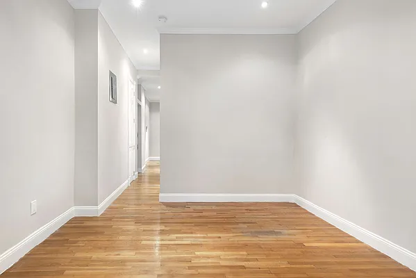 Rented by Cooper & Cooper Real Estate | media 4
