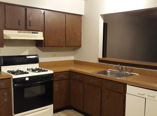 370 S Belmont Ave, Elgin, IL 60123