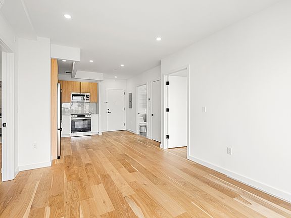 3rd image of 105 Rogers Ave #202