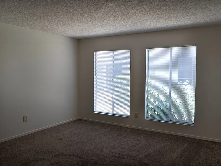 33 W Santa Ana Ave — Photo 6