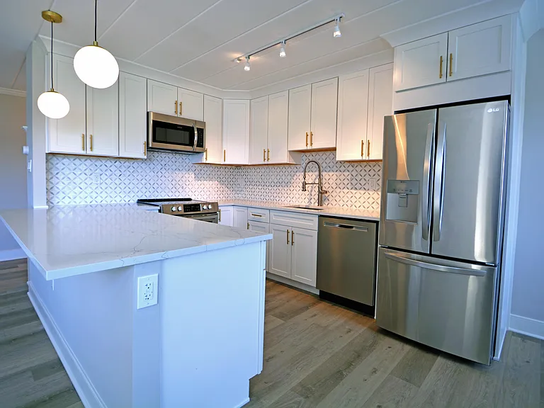 102 Windermere Ave #204 — Photo 2