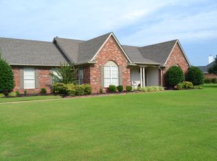 309 River Wind Dr, Marion, AR 72364