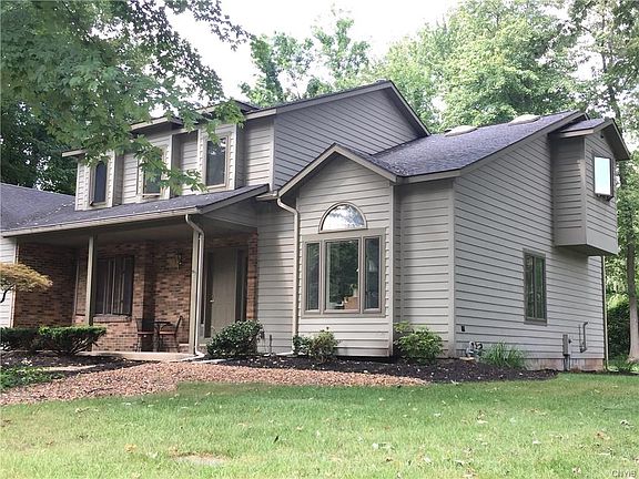 2nd image of 103 Scottsdale Cir