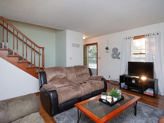 4th image of 2610 Walnut St #2610