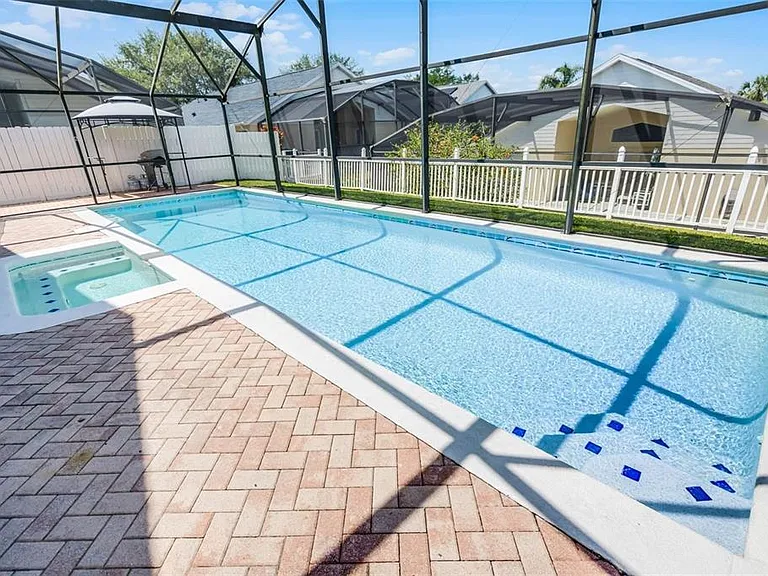 8065 Indian Creek Blvd — Photo 11