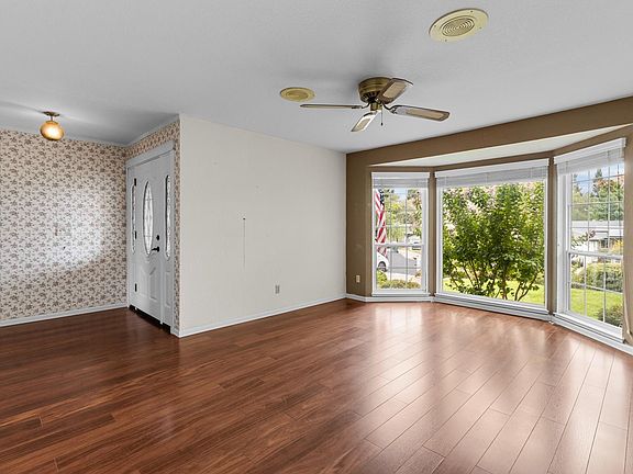 3rd image of 8615 Sandstone Ct