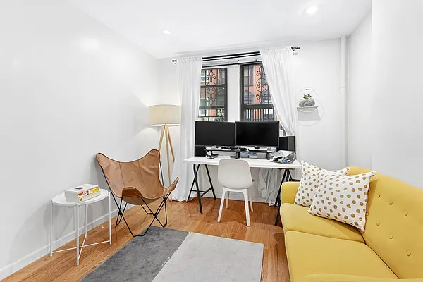 Rented by Compass | media 2