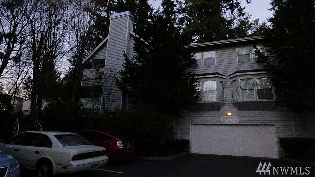 1st image of 7603 Concord Ln NE #202