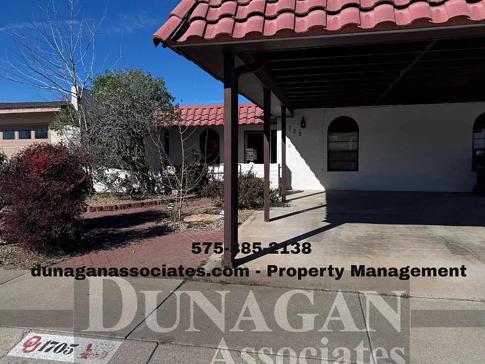 1705 Live Oak Pl