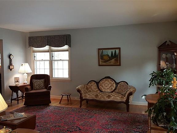 4th image of 15 Nottingham Way S
