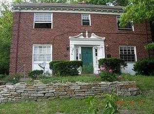 876 Lafayette Ave, Cincinnati, OH 45220