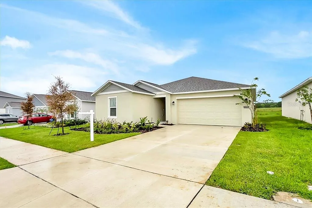 Building Photo - 2398 McKinley Dr