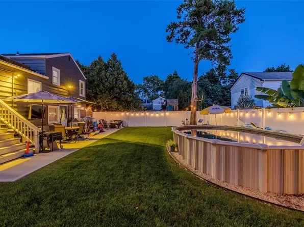 3600 Kenora Place, Seaford, NY 11783