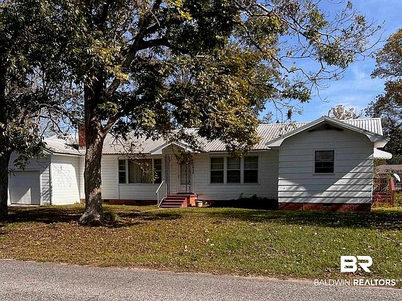 2nd image of 22932 Palmer St