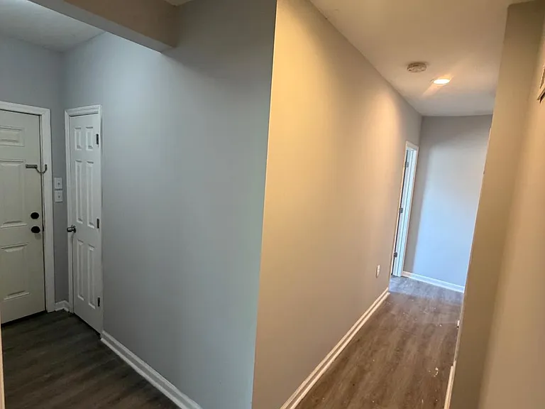102 Ridgway St #1 — Photo 6