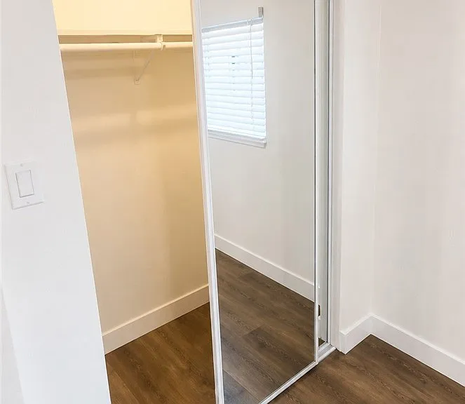 11151 Duncan Ave — Photo 8