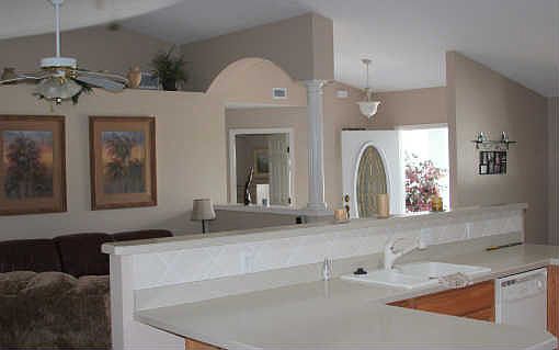2nd image of 117 Glen Mar Cir