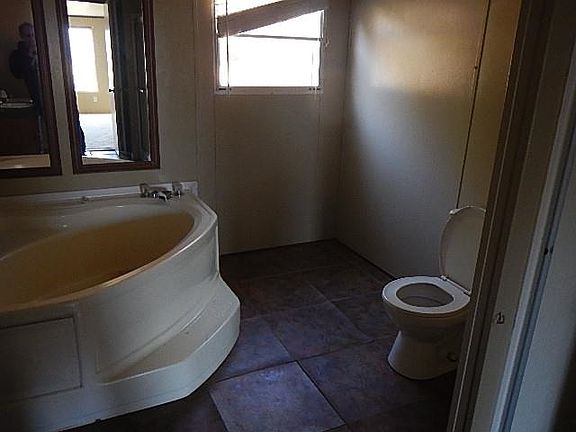 3rd image of 120 Homes Pond Ln