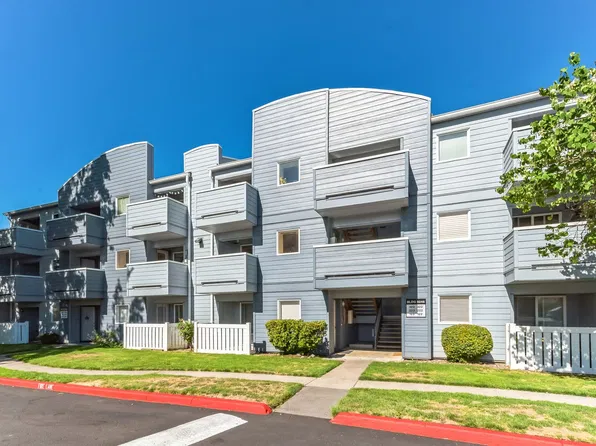 6046 SE Drake St APT 223, Hillsboro, OR 97123