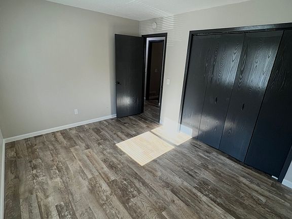 5th image of 113 Eastgate Dr APT 4