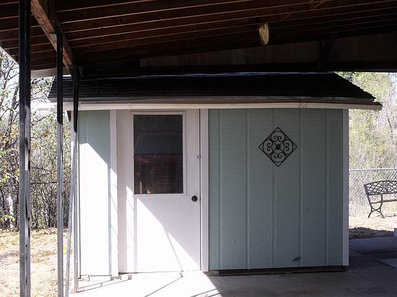 3rd image of 163 East Dr
