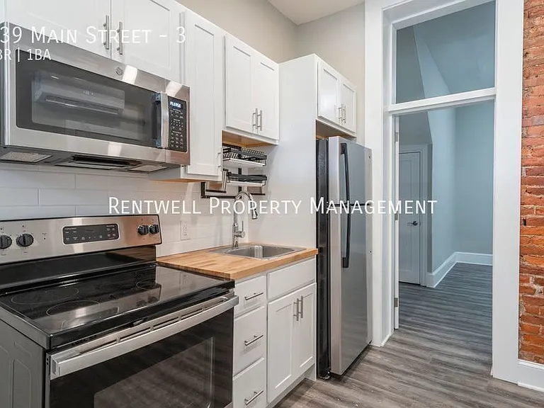 339 Main St #3 — Photo 5