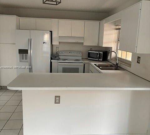 3rd image of 15852 SW 71st Ter