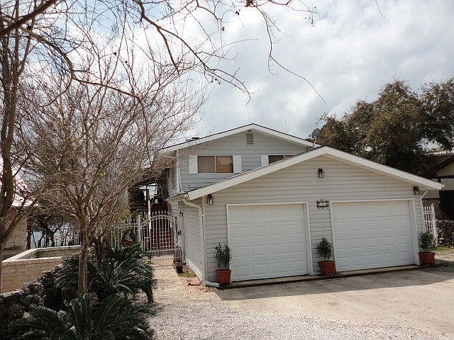 1st image of 204 Edge Hill Dr