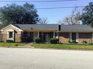3105 Arlington St, Houston, TX 77018
