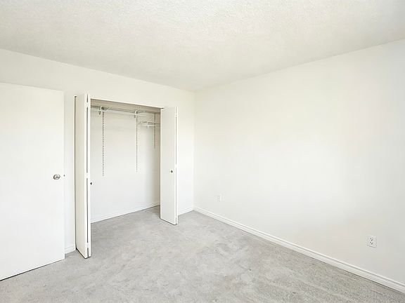 5th image of 8120 Colonial Dr #413