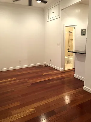 Rented by Your Vanity Realty | media 51