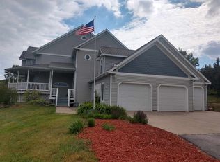 1811 76th St NW, Burlington, ND 58722