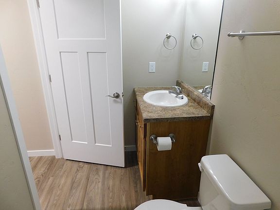 5th image of 1541 Aryn Ln #102