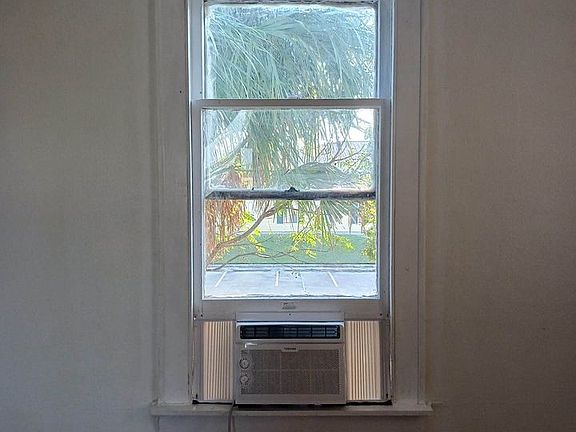 2nd image of 2313 67th St APT 2