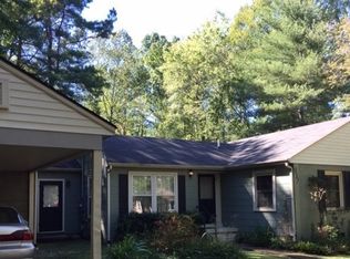 937 McKellar Dr, Tullahoma, TN 37388