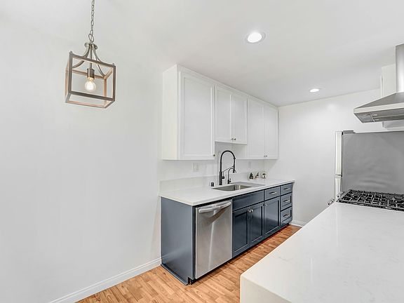 3rd image of 1449 Princeton St APT 6