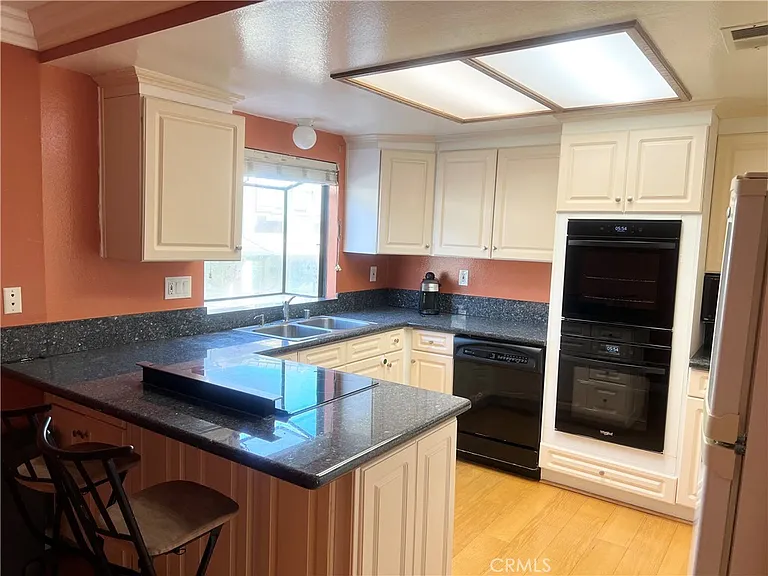 1006 Arcadia Ave #G — Photo 7
