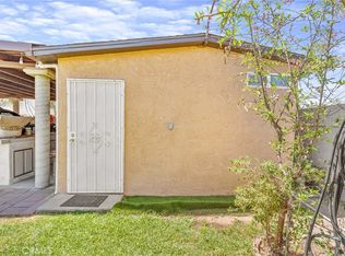9414 Linden Ave, Bloomington, CA 92316