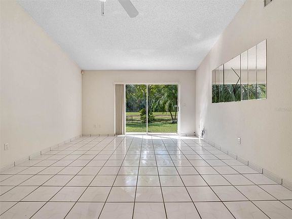 5th image of 5408 Deer Creek Dr