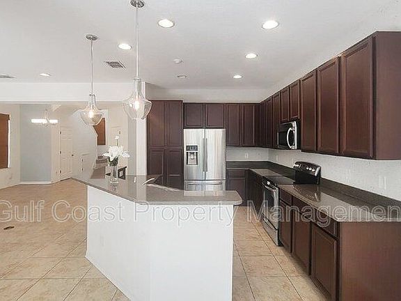 3rd image of 8281 Villa Grande Ct