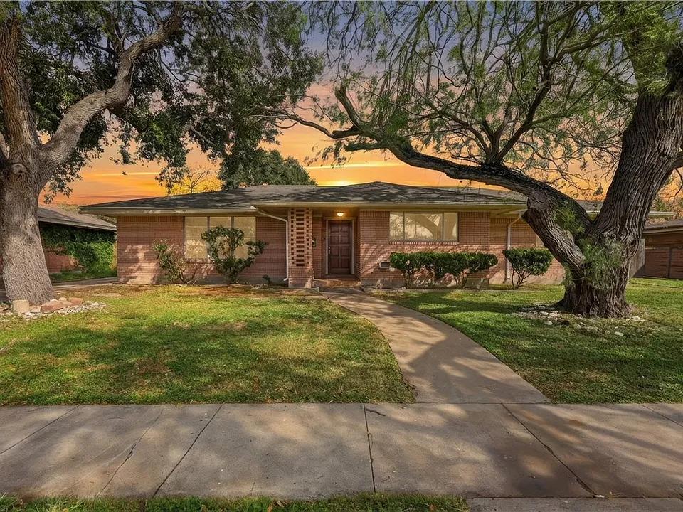 3314 Casa De Palmas Dr